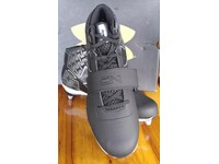 c1n youth football cleats